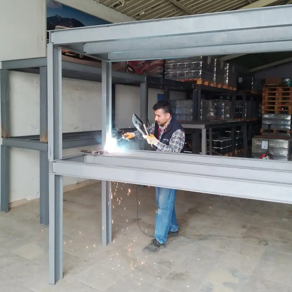 Usta Kaynakçı Kayışdağı, Ataşehir